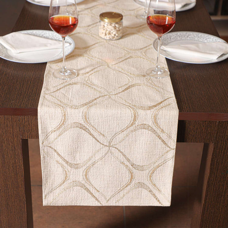 How to Style a Dining Table with a Table Runner and Placemats