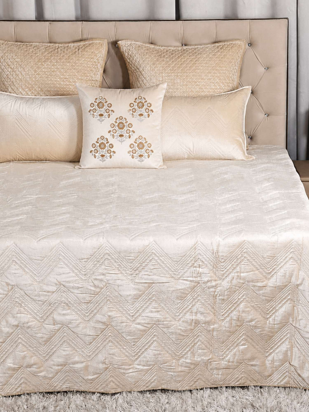 Bedspreads Online | Cotton, Linen & Quilted – CR Home