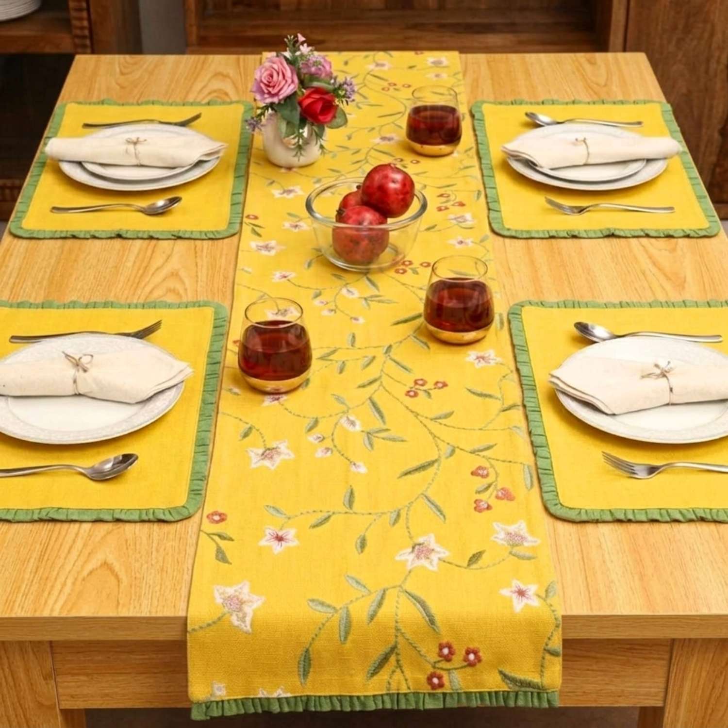 How to Choose the Right Table Runner | CR Home Guide