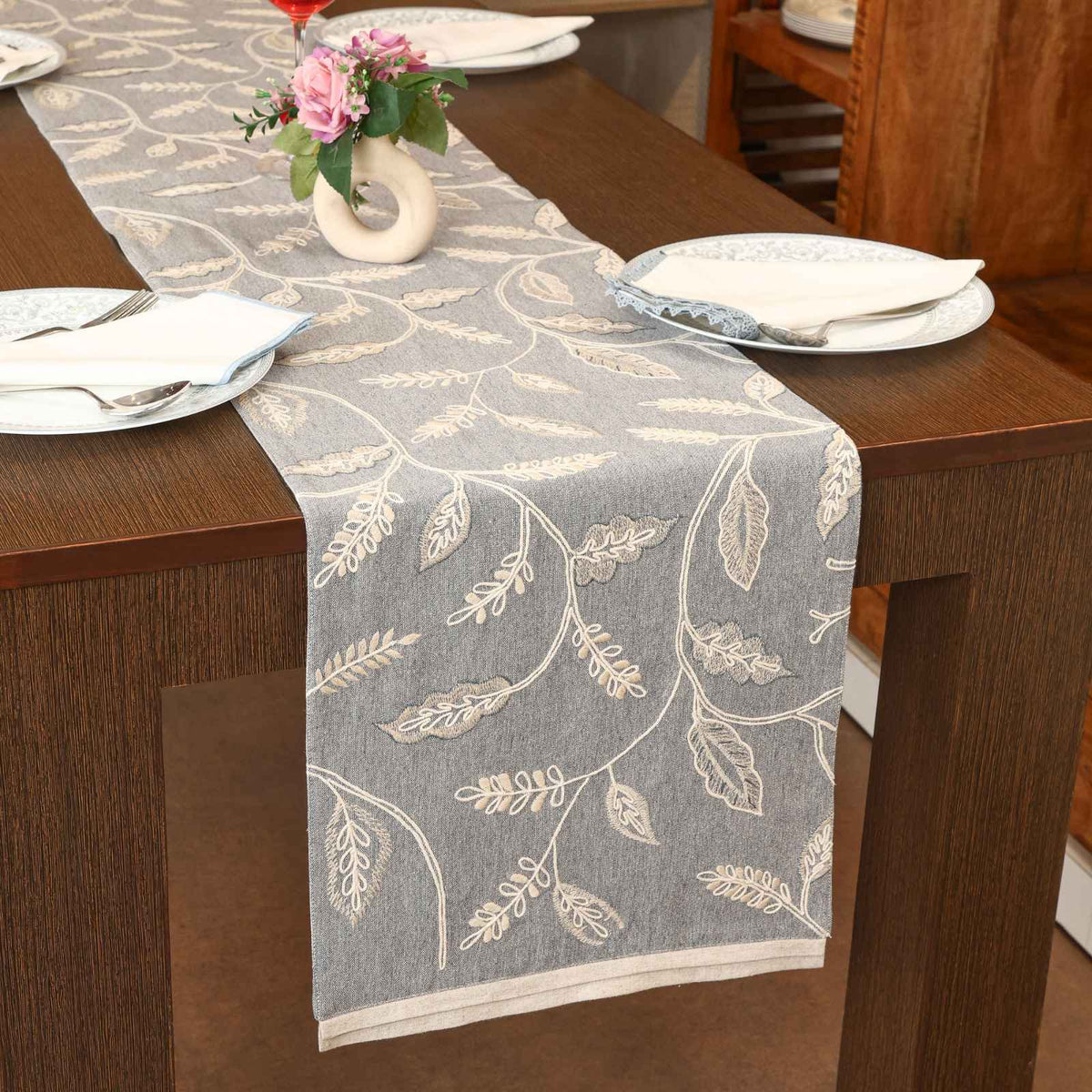 Table Runner Styling Guide for Indian Festive Occasions