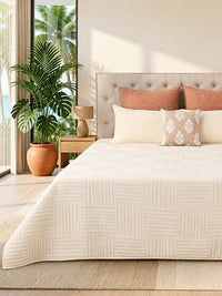 Linear Stripe Pattern Embroidered Quilted Bedspread with 2 Pillow Covers