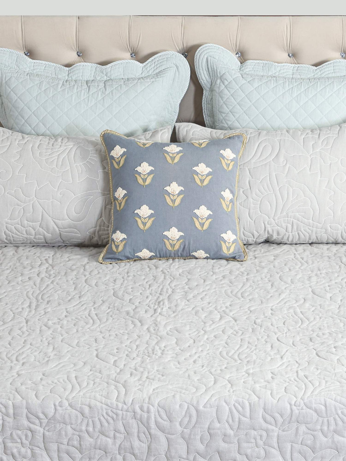 Elara Linen Embroidered Quilt Set – Heritage Grey with 2 Pillow Covers