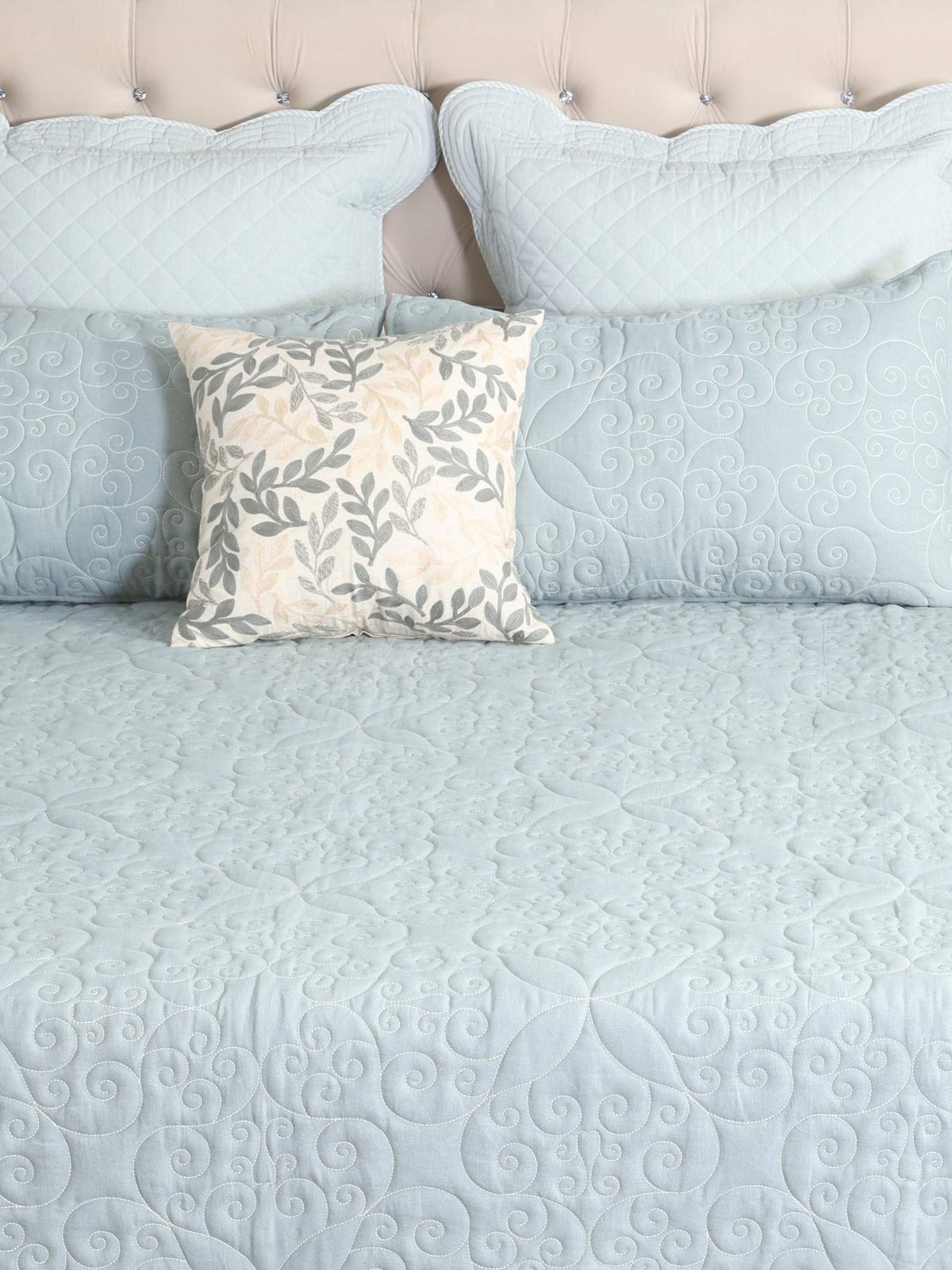 Blue Cotton Linen Geometrical Embroidered Bedspread Set with 2 Pillow Covers