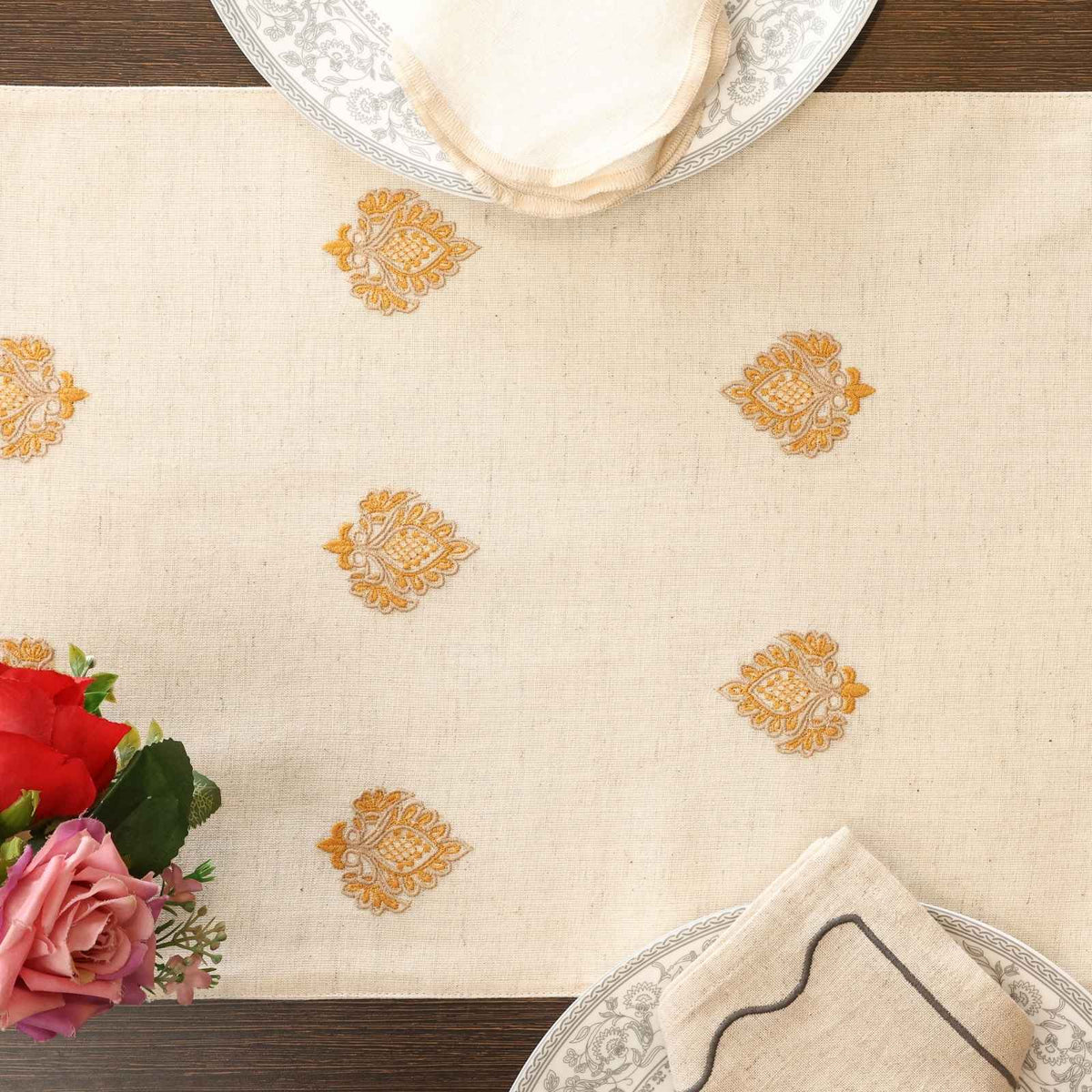CRHome Table Runner And Placemats​
