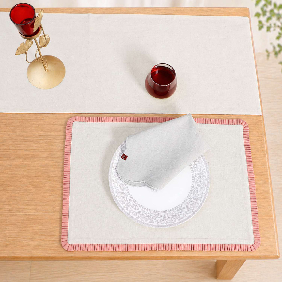 Maison Royale Heritage Embroidered Placemat